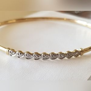 10K Gold Bangle Bracelet